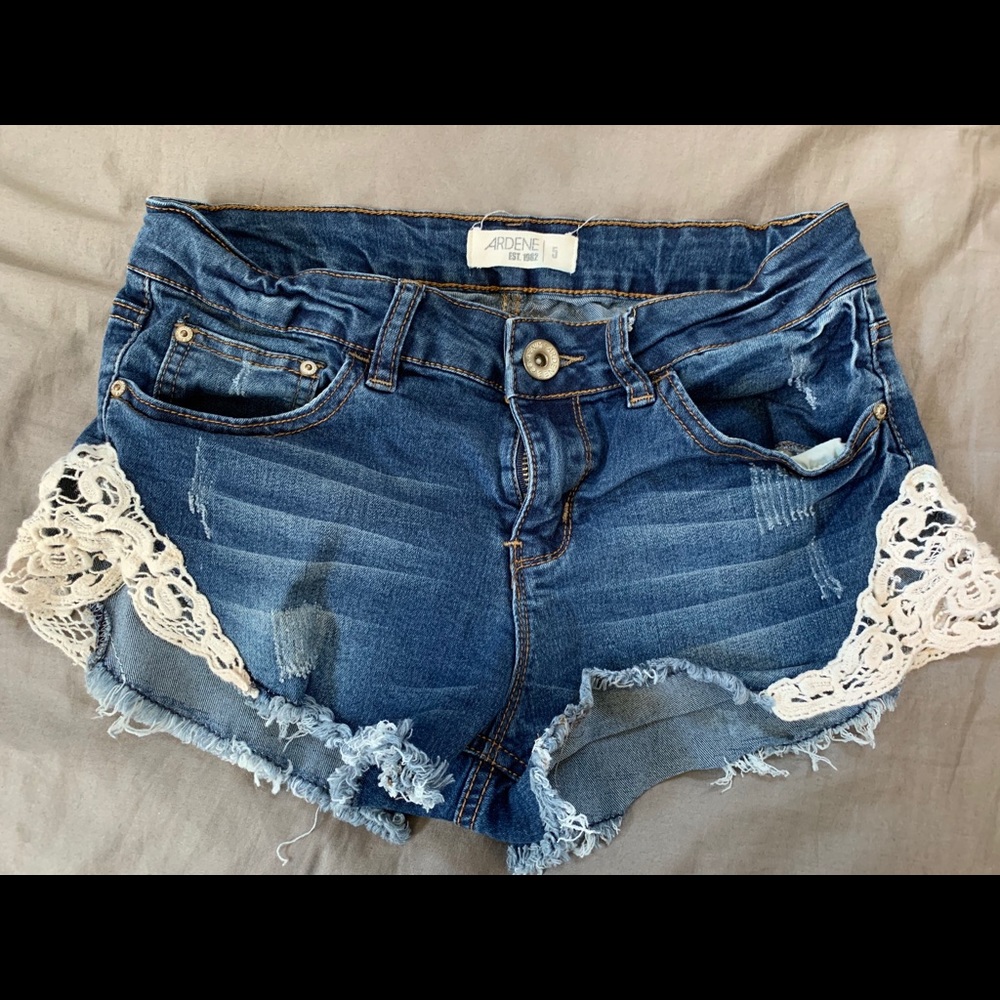 Low waisted shorts